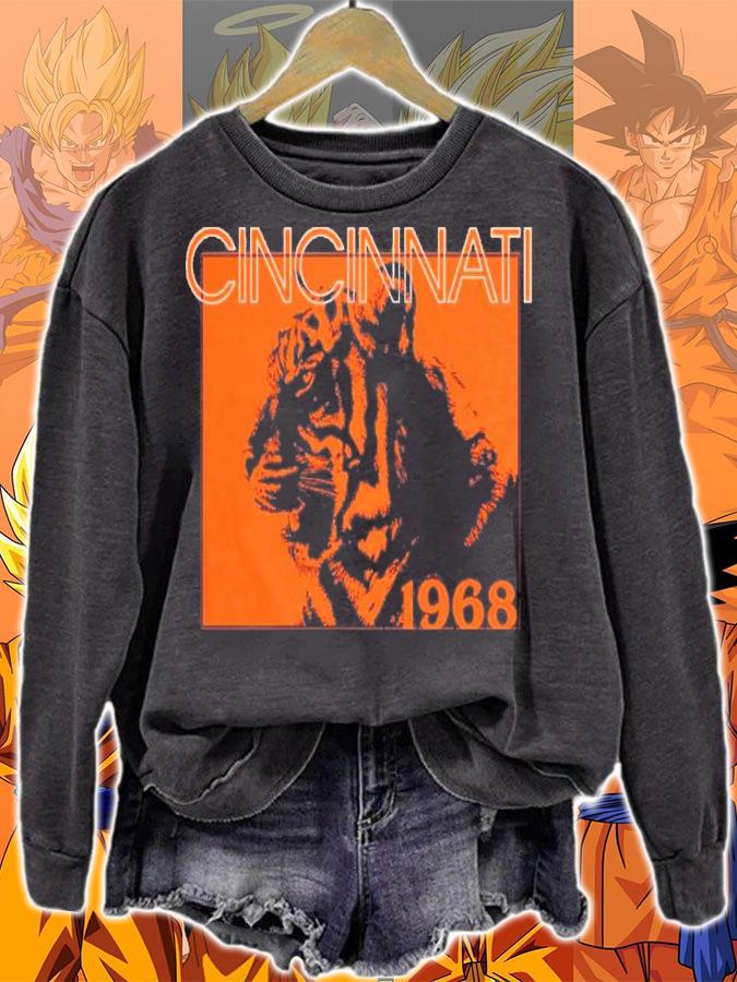 Bengal Tiger Profile 1968 T-Shirt t-shirt sweatshirt