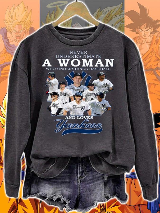New York Yankees Never Underestimate A Woman Who Understands Baseball And Loves Yankees Signatures t-shirt sweatshirt