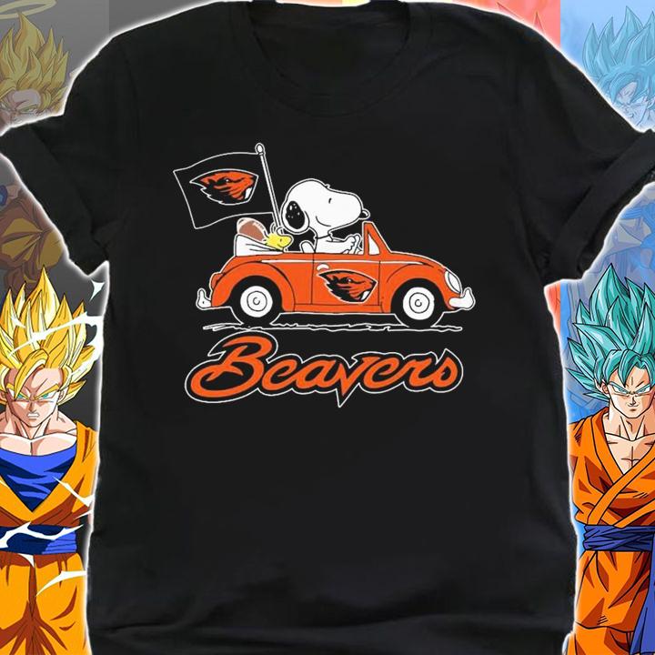 Snoopy And Woodstock Driving Car Oregon State Beavers Flag t-shirt shirt