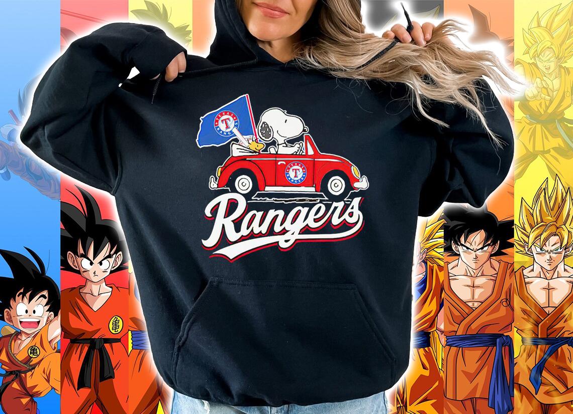 Snoopy And Woodstock Driving Car Texas Rangers Flag t-shirt hoodie