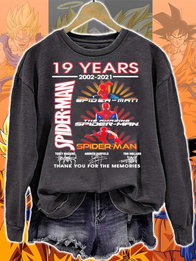 19 years 2002-2021 Spider Man Tobey Maguire Andrew Garfield Tom Holland signatures shirt sweatshirt