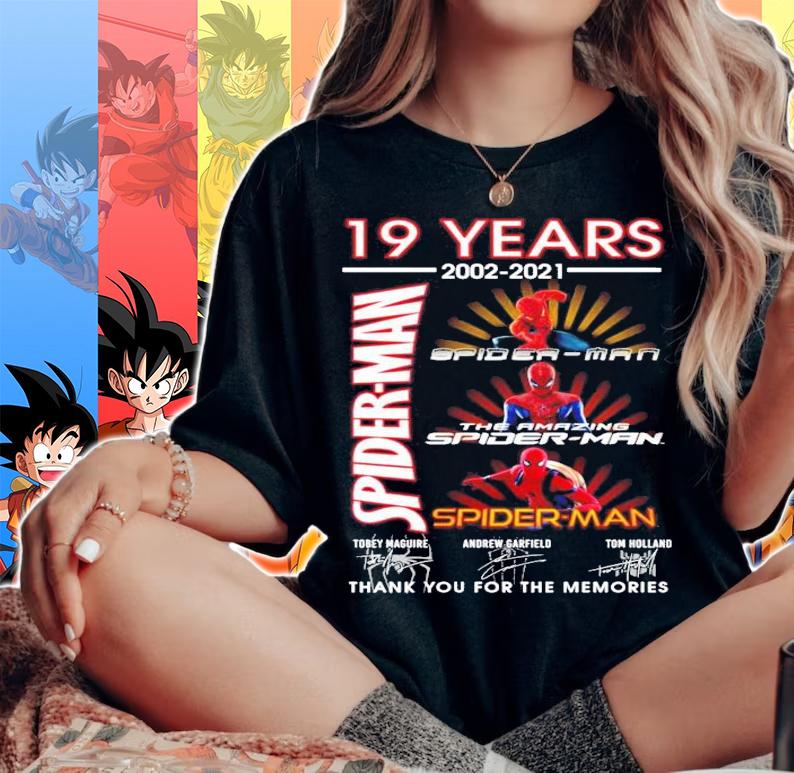 19 years 2002-2021 Spider Man Tobey Maguire Andrew Garfield Tom Holland signatures shirt woman shirt