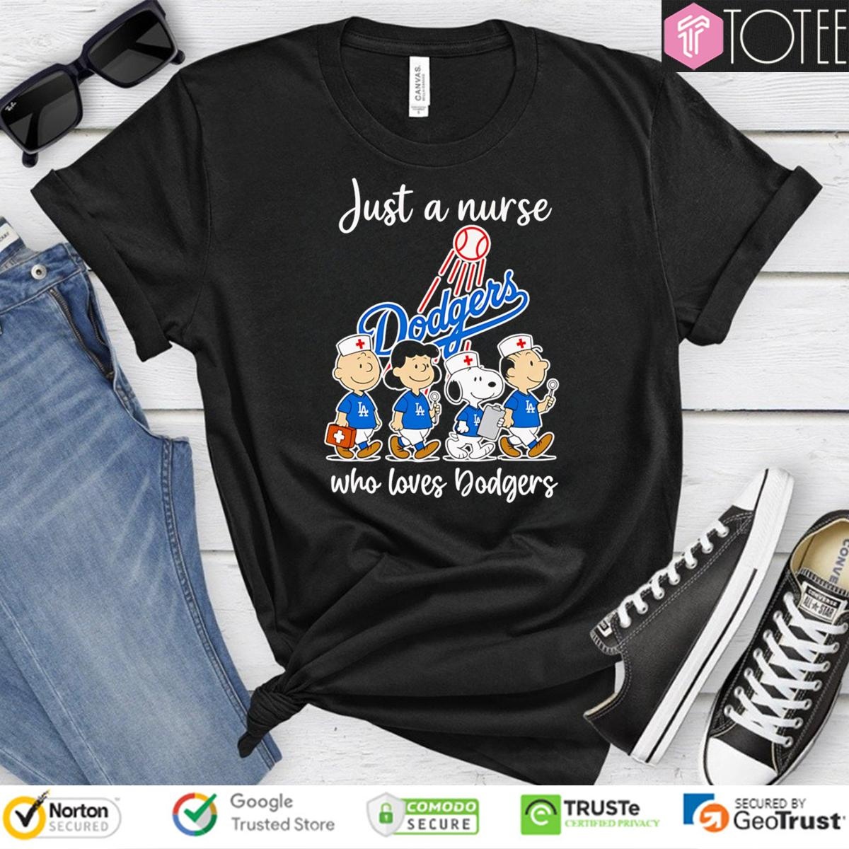 Peanuts Snoopy Charlie Brown Nurse Loves Los Angeles Dodgers Baseball T-shirt