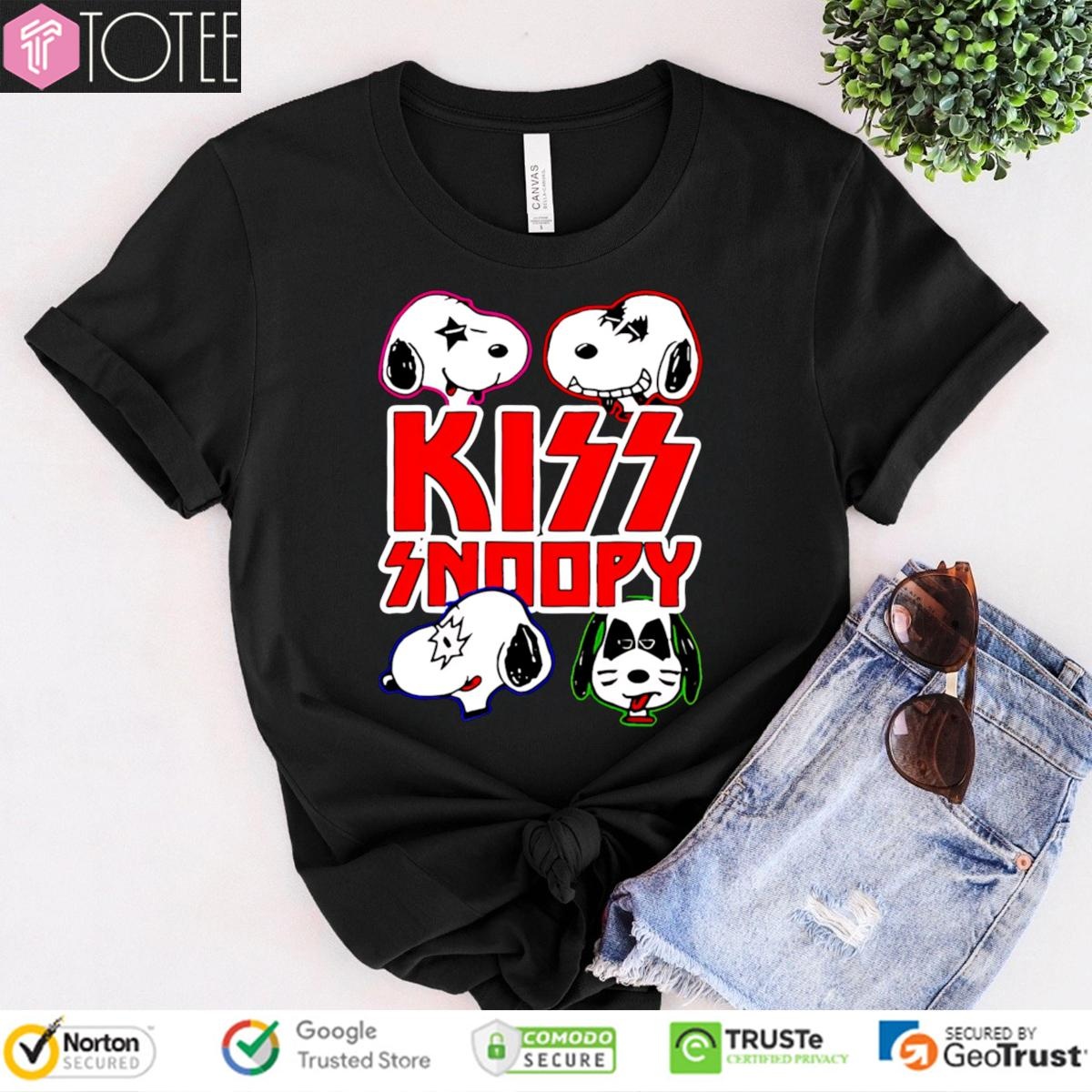 Kiss Parody Snoopy Heavy Metal Band T-shirt