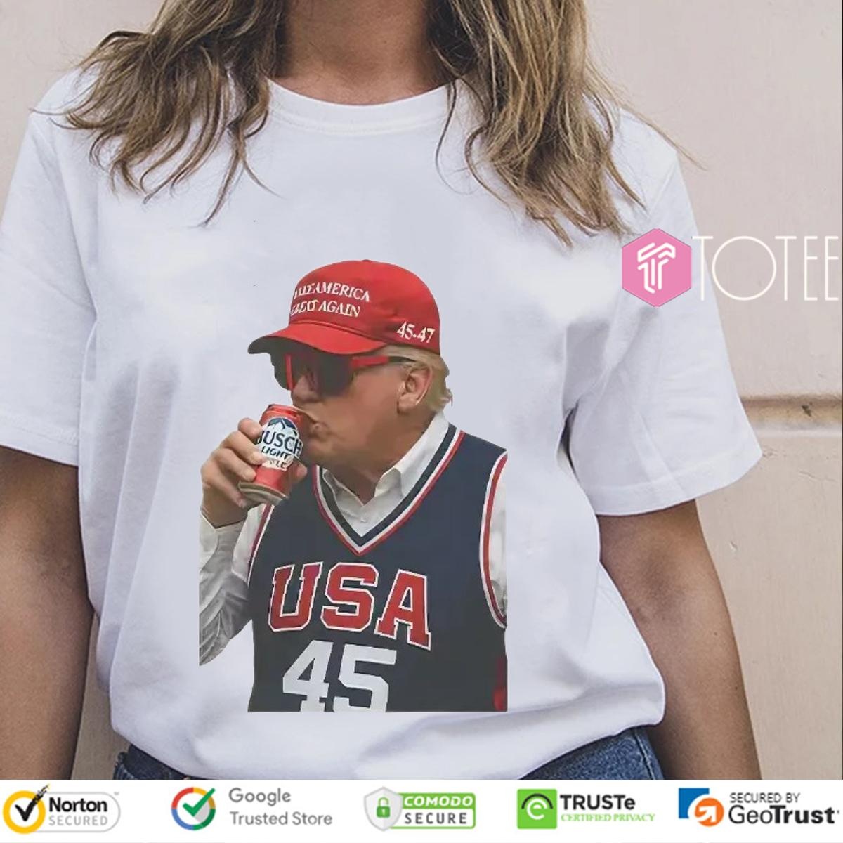 Trump Wearing Maga Hat And Drinking Busch Light Beer T-shirt 4