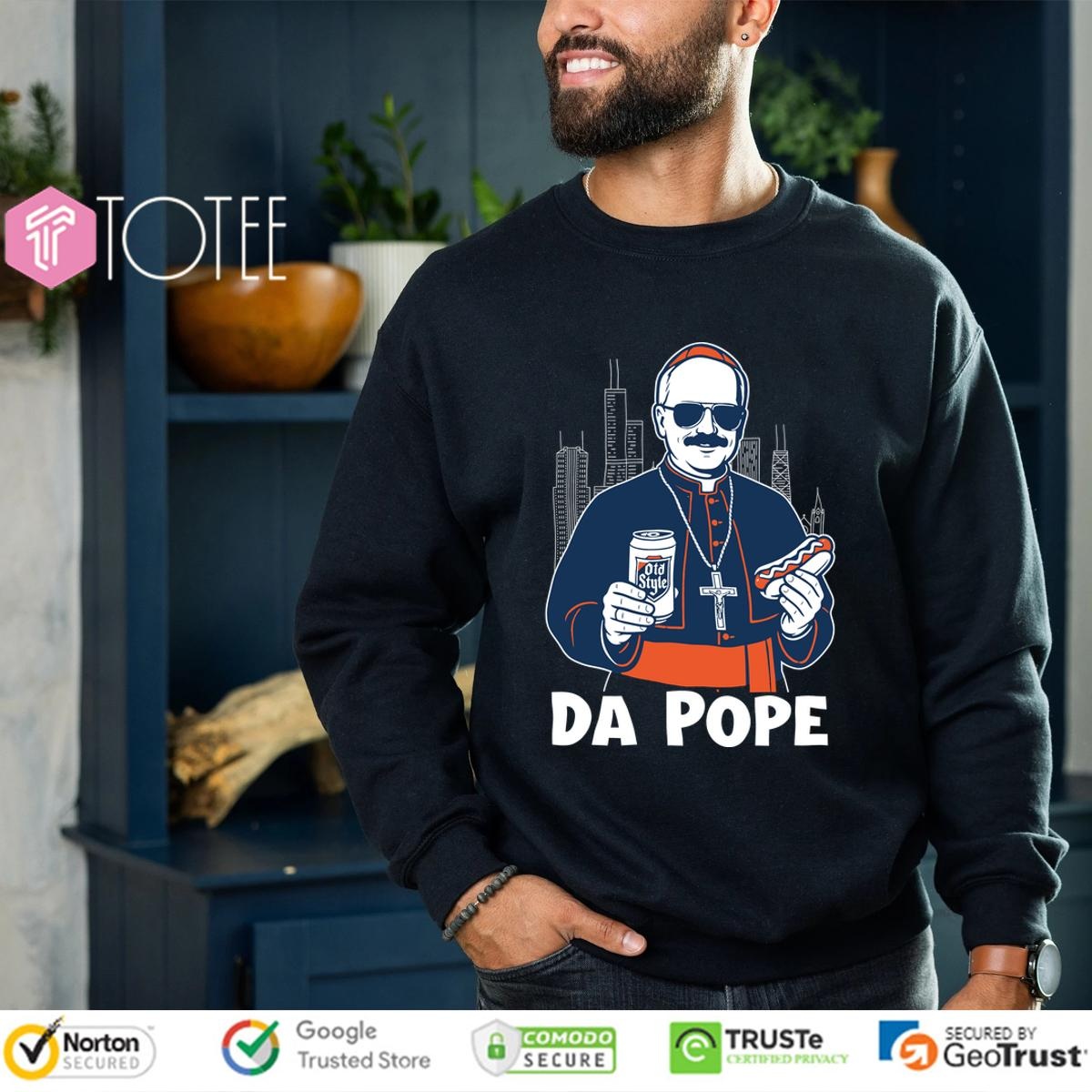 Chicagos Pope Leo Xiv Da Pope Holding Beer And Hotdog T-shirt 3