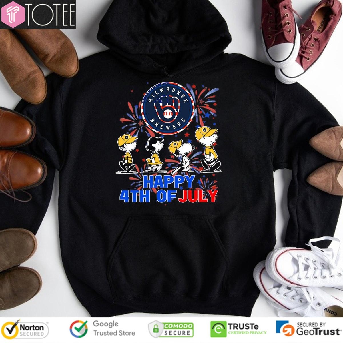 Peanuts Milwaukee Brewers Snoopy Charlie Brown Happy 4Th Of July Baseball T-shirt 2