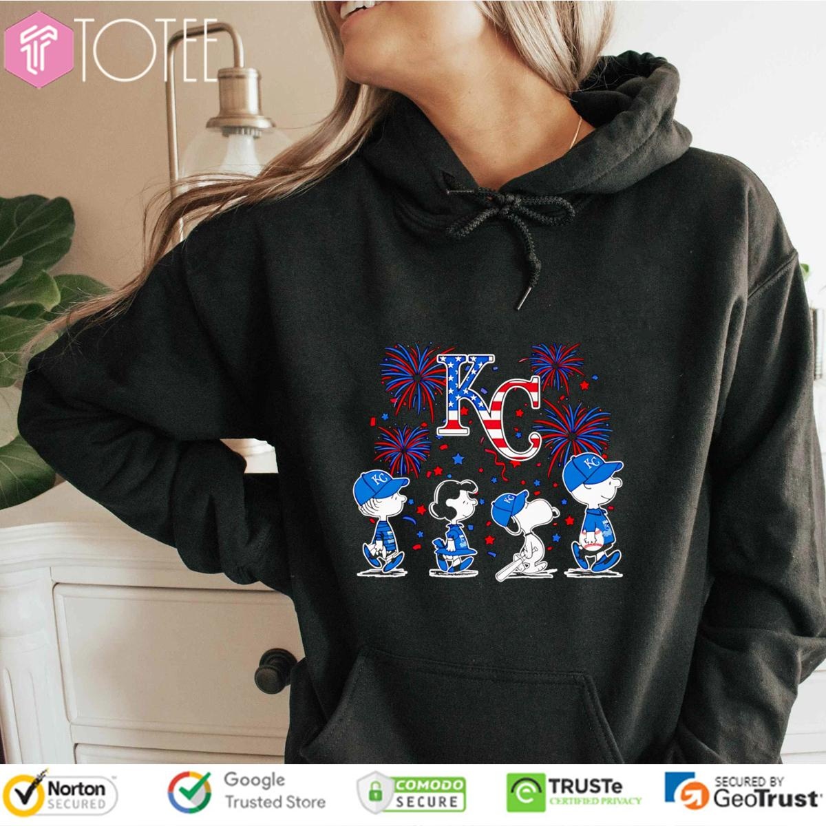 Peanuts Snoopy Kansas City Royals Fireworks 4Th Of July T-shirt 2