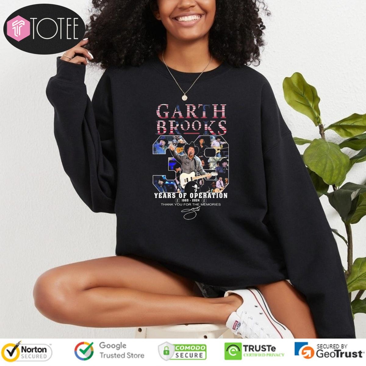 Garth Brooks 39 Years Of Operation 1985-2024 Signature T-shirt 3