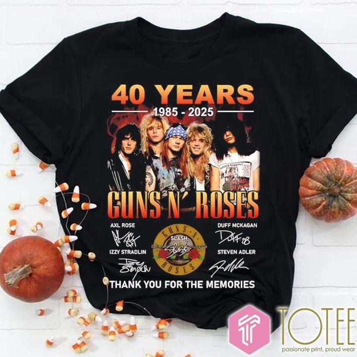 40 Years 1985-2025 Guns N Roses American Hard Rock Band Signed T-shirt