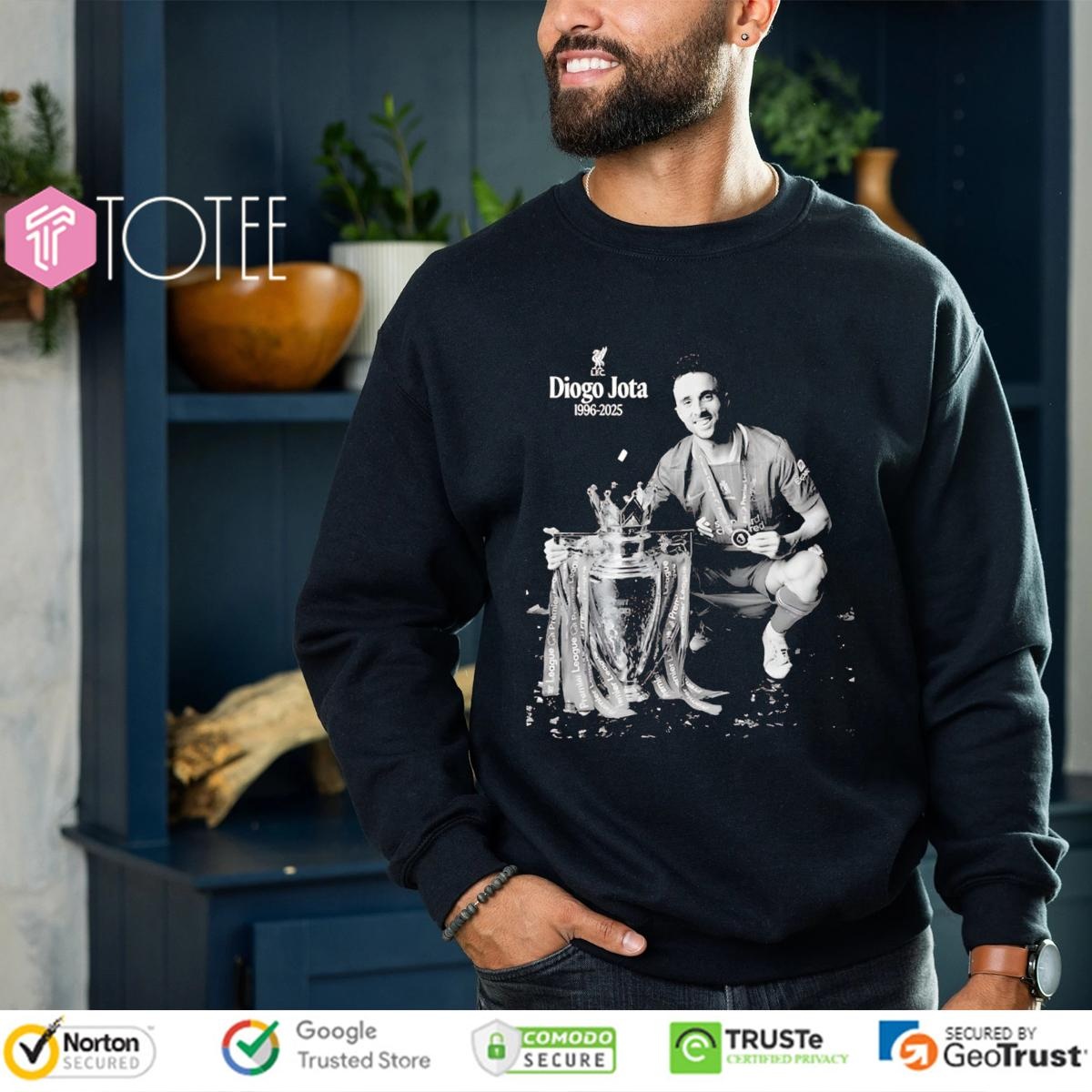 In Memory Of Diogo Jota 1996-2025 Trophy Liverpool Fc T-shirt 3